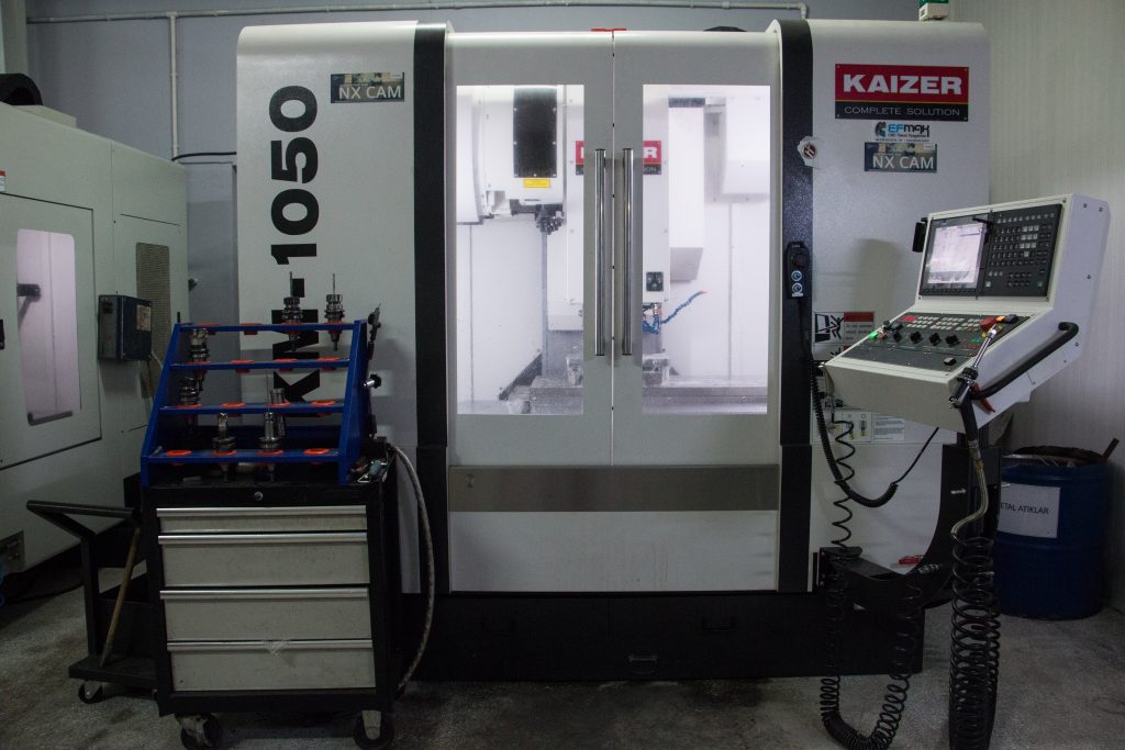 Kalıp İmalatı Dikey İşleme Merkezi Kaizer KM-1050