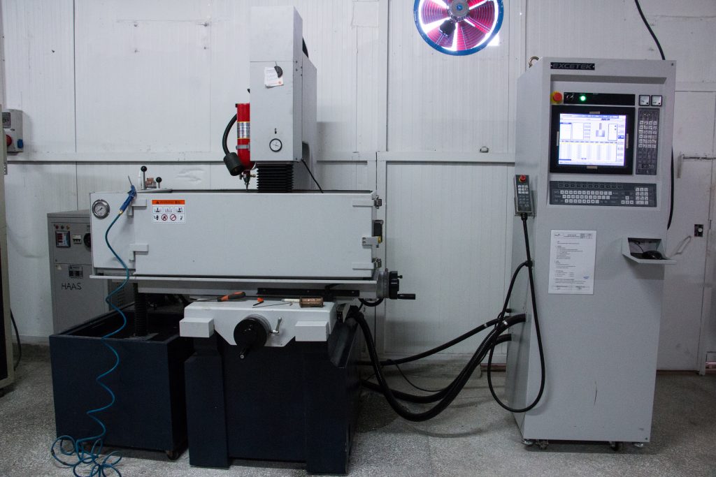 Dalma Erozyon EDM Kalıp İmalatı Excetek ED40Z